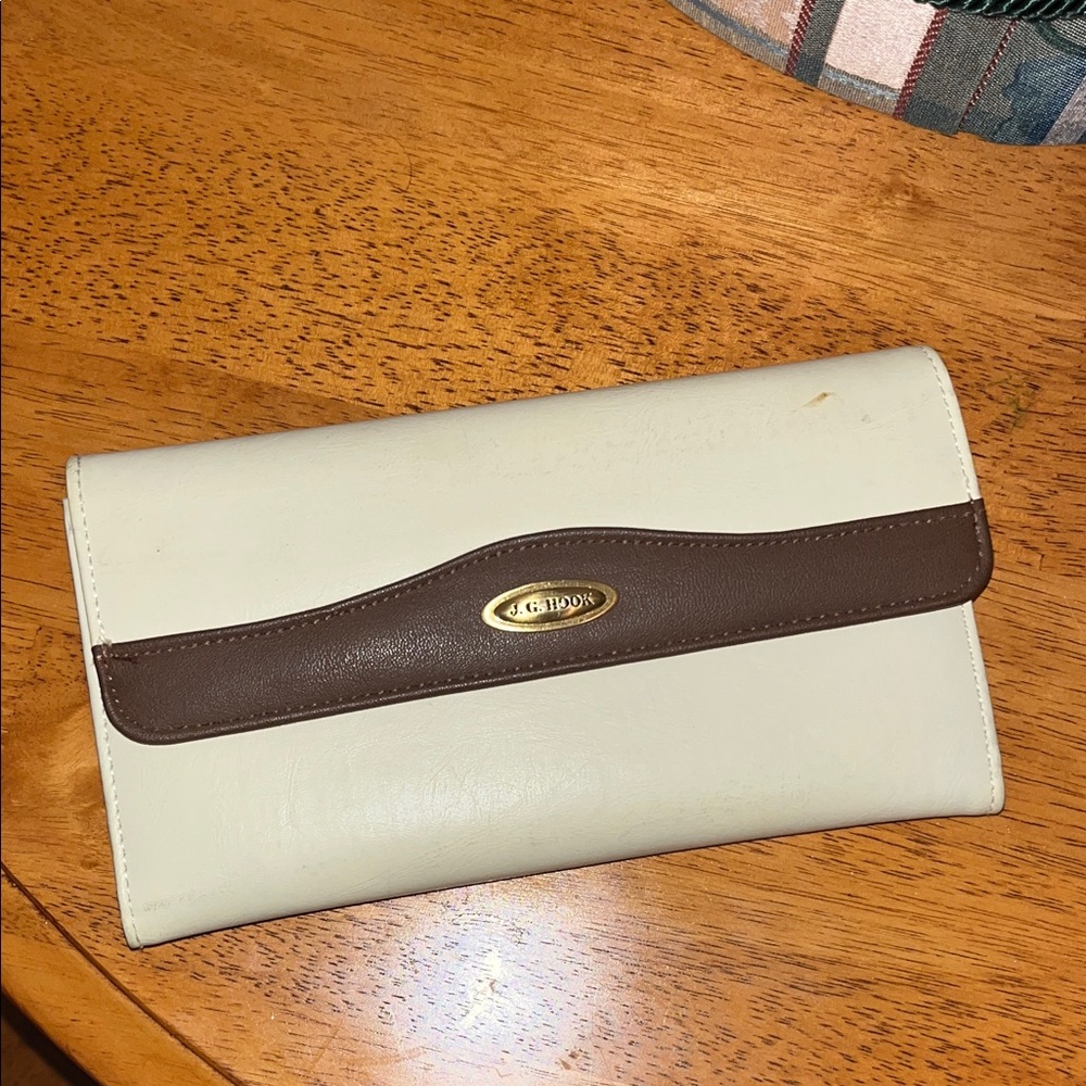 J. Gidon Cream and Brown Two-Tone Leather Wallet